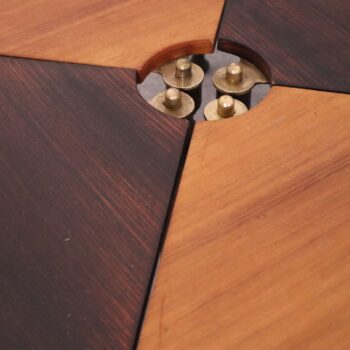 Coppia tavolini 60s componibili ad angoliera in palissandro e noce - immagine 4