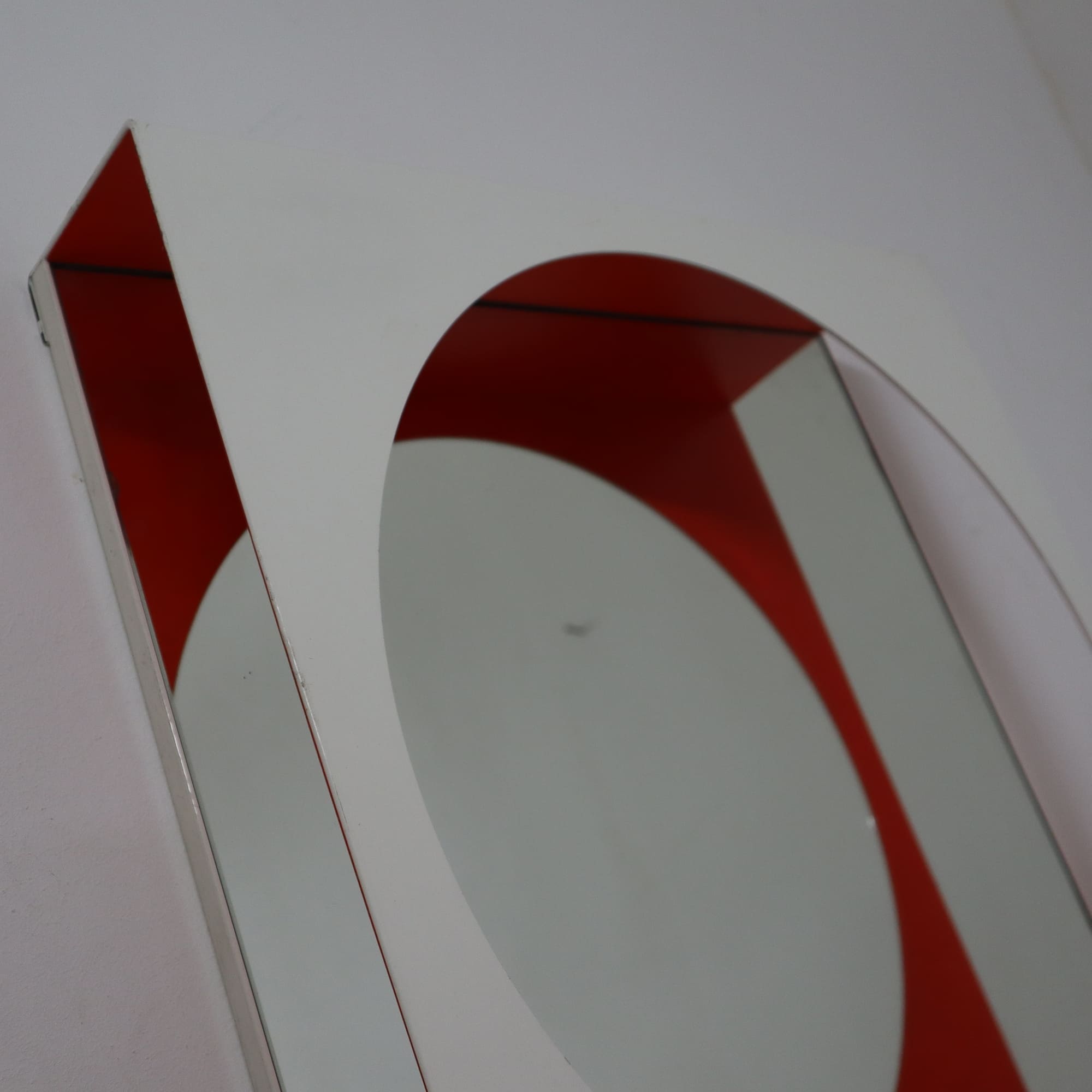 visionidepoca-visioni-depoca-specchio-geometrico-70s-metallo-rosso-arredamento-modernariato-vintage-3
