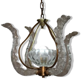 visionidepoca-modernariato-lampadario-barovier-anni-40-art-deco-4bracci-in-vetro-di-murano-e-ottone-vintage-vista-completa-luce-acceso-illuminato