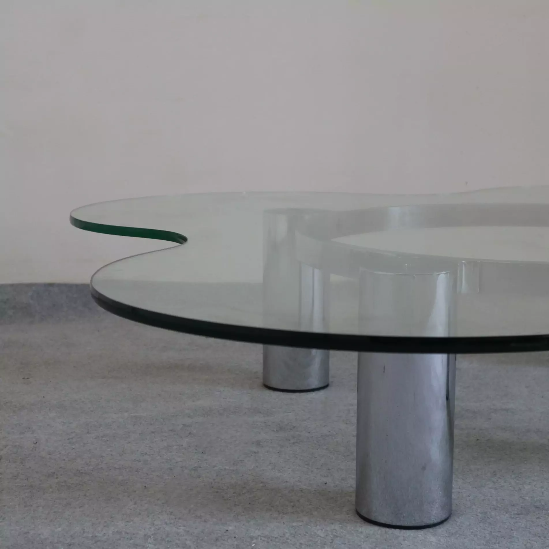 visionidepoca-modernariato-tavolino-da-caffe-vintage-burchiellaro-anni-70-in-acciaio-foto-dettaglio-vetro