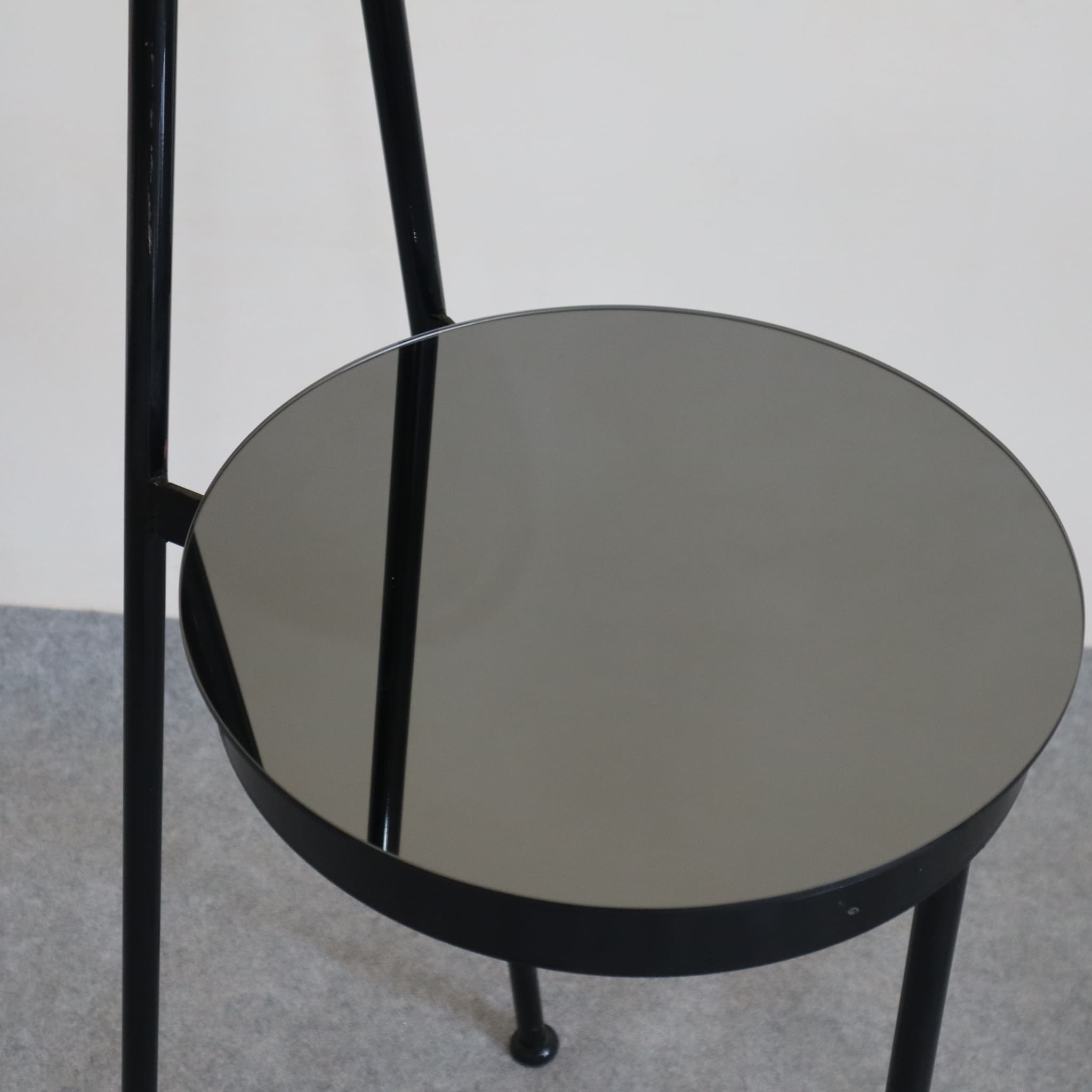 pettinius-black-dressing table-90s-grey-mirror-philippe-starck-style-base-detail-visionidepoca