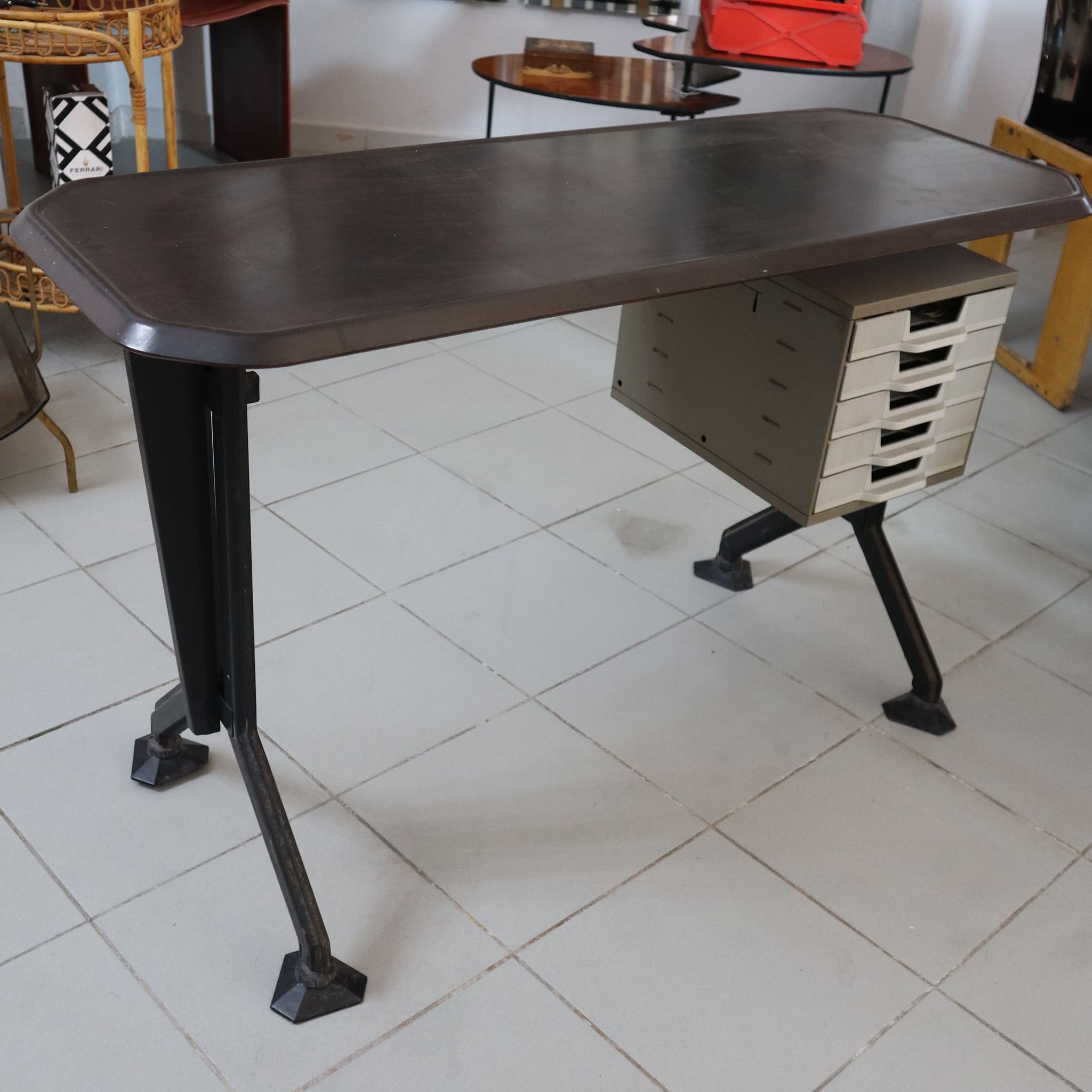 Scrivania Olivetti Vintage Arco Desk By Studio BBPR For Olivetti