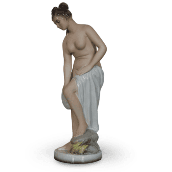 scultura-in-ceramica-figura-femminile-al-bagno-favaro-e-cecchetto-anni-30-vista-laterale-visionidepoca