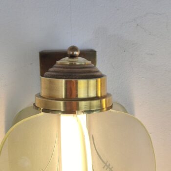 Coppia applique Art Déco francesi in ottone e vetro, anni '30 - immagine 5