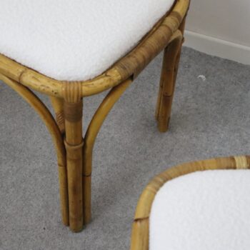 Coppia di sgabelli in rattan e bambù tessuto bouclé bianco, Italia, 1970s - immagine 6