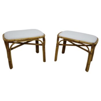 Coppia di sgabelli in rattan e bambù tessuto bouclé bianco, Italia, 1970s - immagine 1