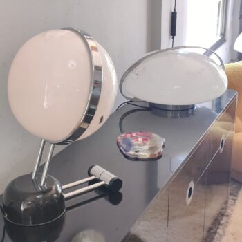 Lampada da tavolo in vetro opalino con dimmer touch-dimmer, 1971, ITER Elettronica - immagine 3