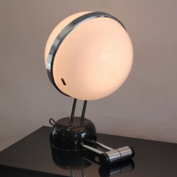 Lampada da tavolo in vetro opalino con dimmer touch-dimmer, 1971, ITER Elettronica - immagine 4