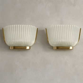 Pair of Murano glass wall lamps with brass frames, designed by Archimede Seguso in the 1940s, gallery view