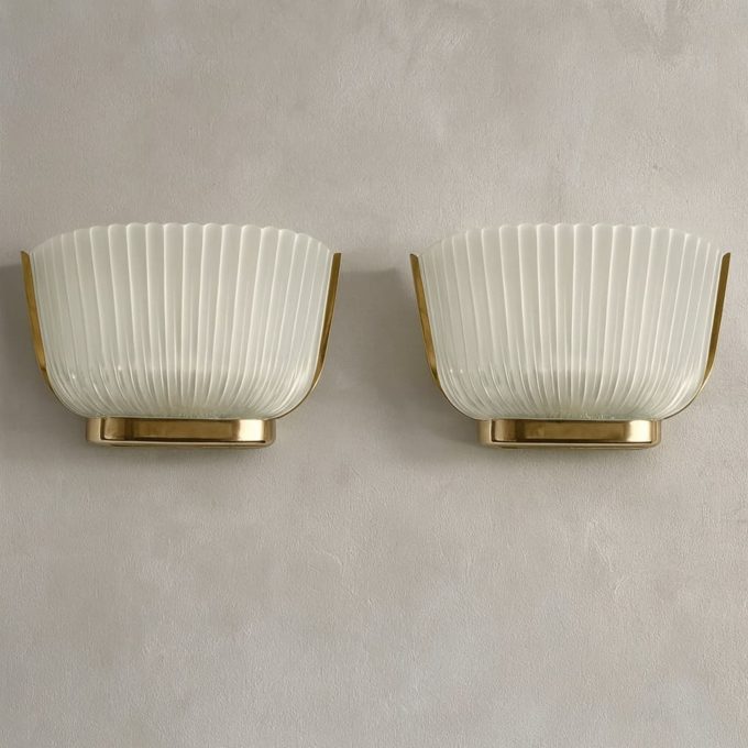 Pair of Murano glass wall lamps with brass frames, designed by Archimede Seguso in the 1940s, gallery view