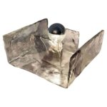 Lampada Mazzega anni ’70 in vetro di Murano trasparente, vista dall’alto su sfondo bianco.