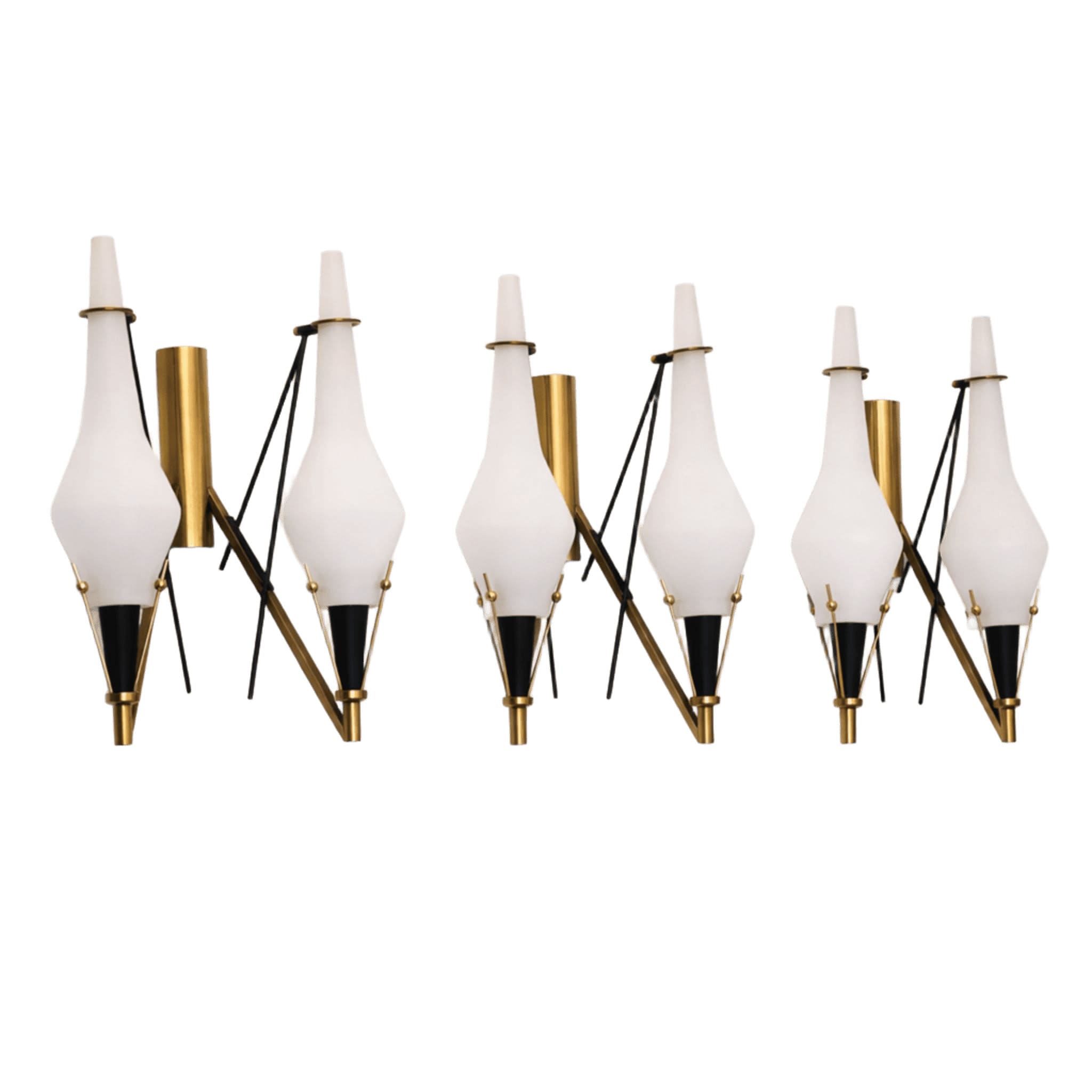 Set di tre applique in vetro opalino e ottone nello stile di Stilnovo, anni 60