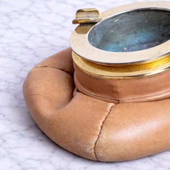 Padded brass leather ashtray, 1970s, made in Italy - Image 3