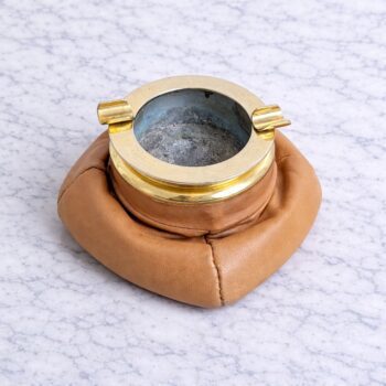 Padded brass leather ashtray, 1970s, made in Italy - Image 2