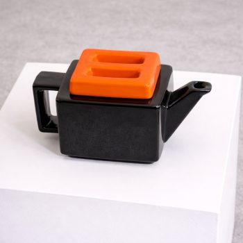 1970s Ettore Sottsass-style red and black glazed ceramic tea set, 9 pieces - Image 5