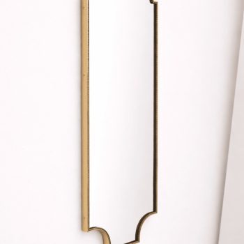 Specchio a scudo gotico Mid-Century Modern in ottone, anni ’60 - immagine 3