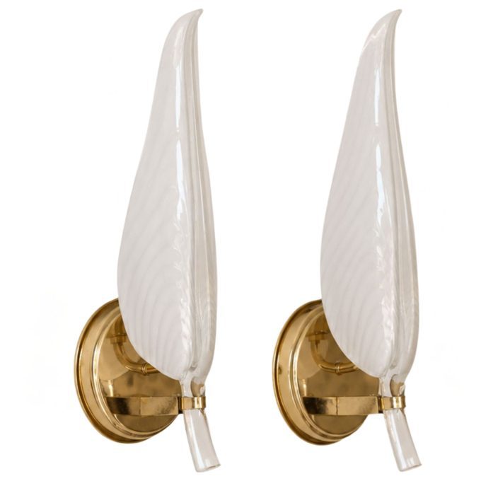 visionidepoca-franco-luce-pair-leaf-wall-sconces-murano-glass-brass-front-view-natural-light-italy-1970s-white-bg