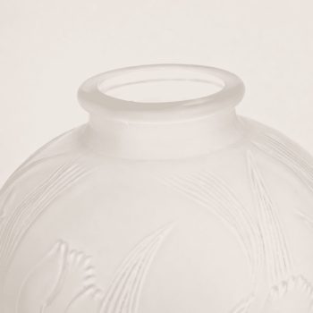 Vaso francese in vetro stile Lalique con motivi floreali, anni ’60 - immagine 5