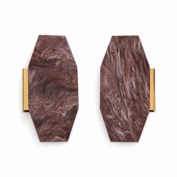 Coppia di maniglie anni ’70 in resina rosa scuro e ottone - immagine 4