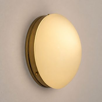 A pair of Stilnovo-style opal glass and brass wall lamps. - Image 8