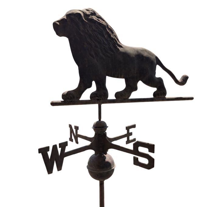 visionidepoca-italian-early-20th-century-three-dimensional-copper-lion-weather-vane-original-patina-cutout-front-view.jpg