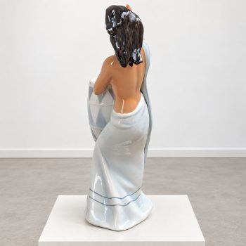 Rara scultura ceramica smaltata donna con tamburo by Ronzan, anni ’50 - immagine 3