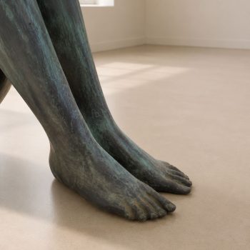 Sculptural coffee table featuring a female nude in bronze, France, 1950s. - Image 7