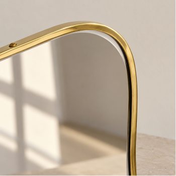 1950s Italian Brass Shield-Shaped Table Vanity Mirror By Gio Ponti - Image 10