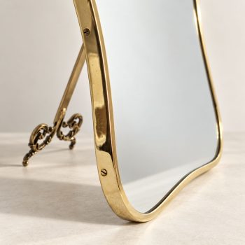 1950s Italian Brass Shield-Shaped Table Vanity Mirror By Gio Ponti - Image 7