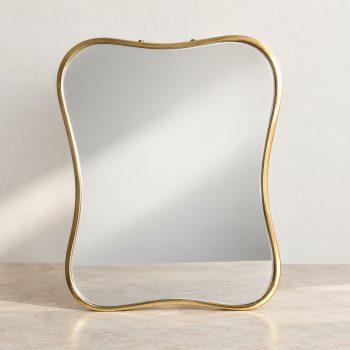 1950s Italian Brass Shield-Shaped Table Vanity Mirror By Gio Ponti - Image 5